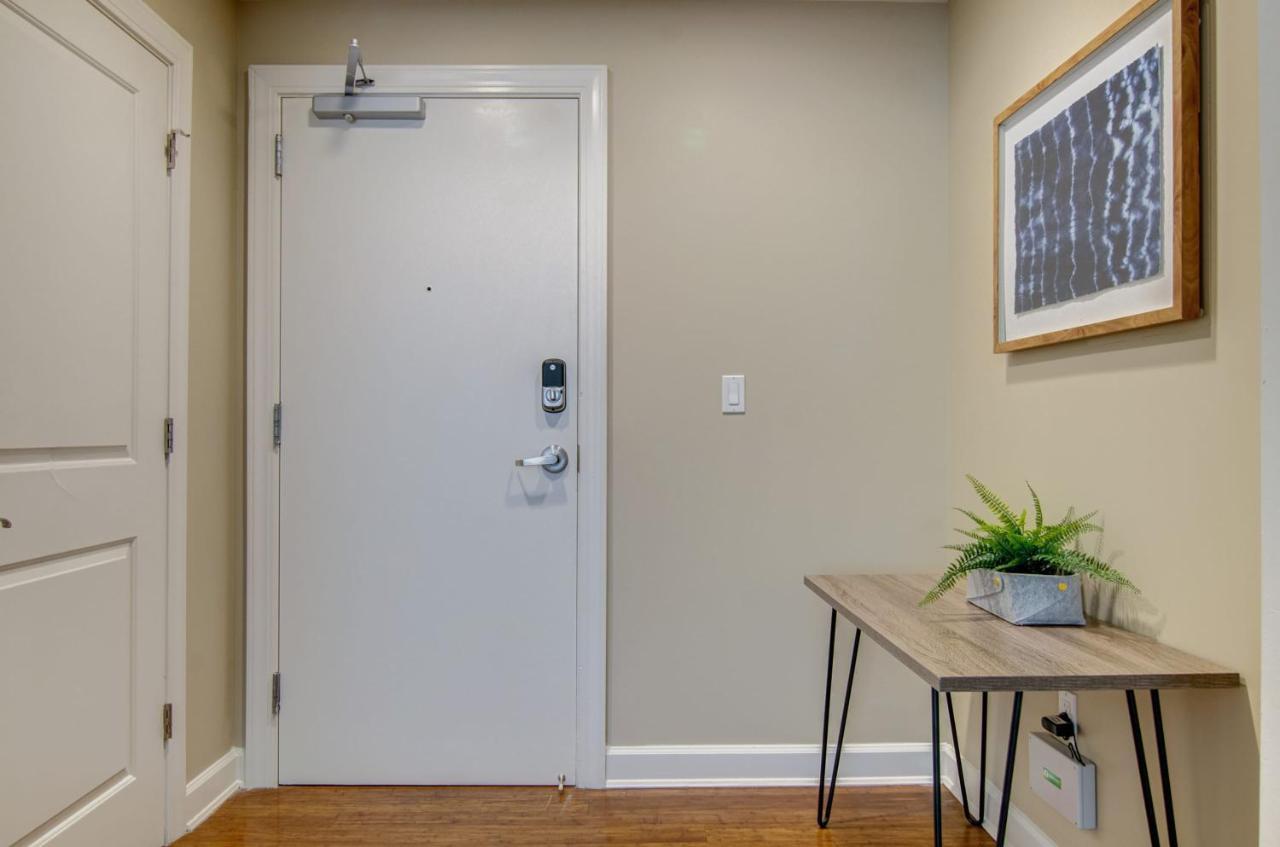 Abode Memphis - Downtown Madison Ave Apartment Екстериор снимка